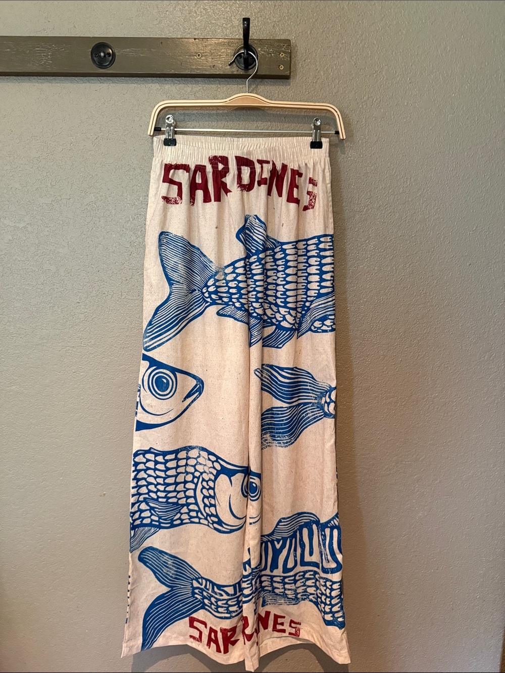 Blue and Cream Sardines Print Wide-Leg Pants